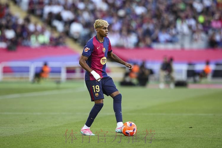 亚马尔:皇马没创造很多明显机会 欧冠每年都有 亚马尔:皇马没创造很多明显机会 欧冠每年都有